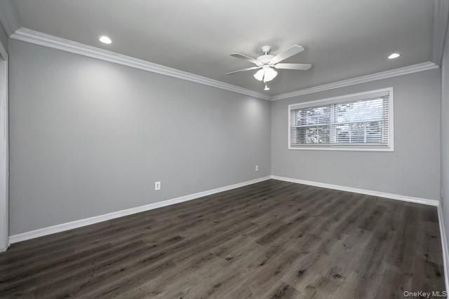 111 College Road 14-H, Selden, NY 11784