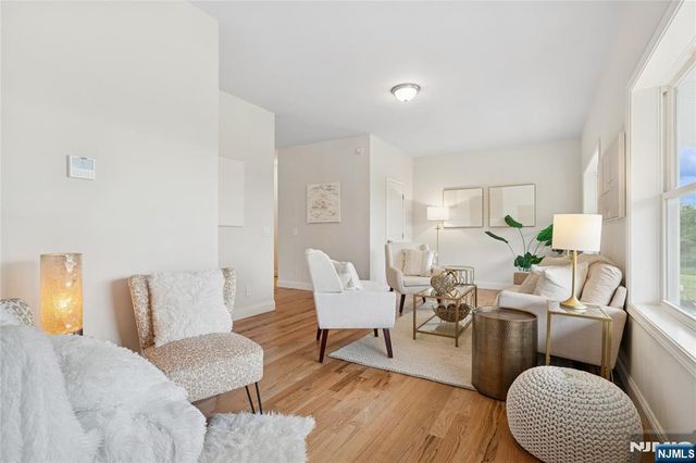 4 Sterling Drive, Sussex, NJ 07461