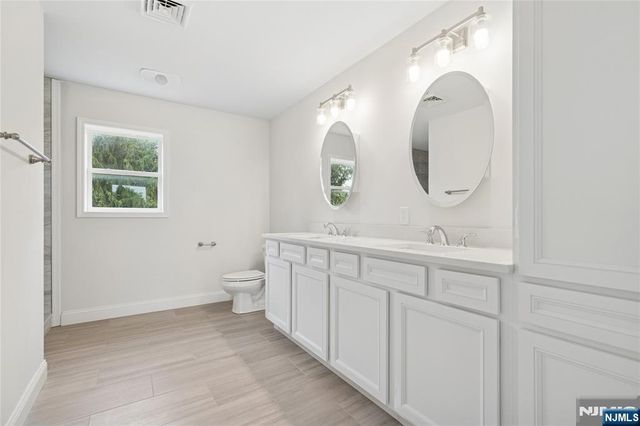 4 Sterling Drive, Sussex, NJ 07461