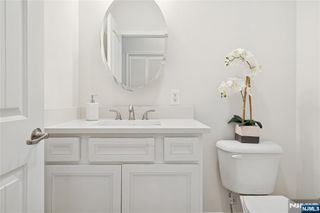 4 Sterling Drive, Sussex, NJ 07461