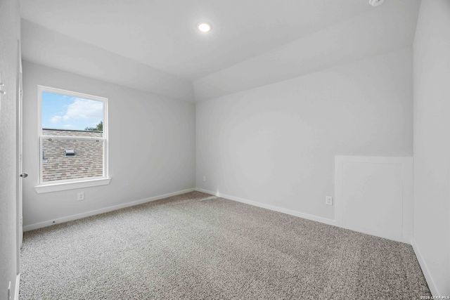 131 Ashley Loop, San Antonio, TX 78253