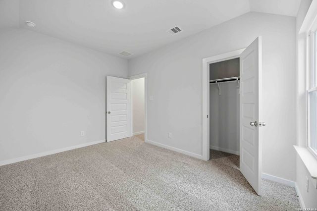 131 Ashley Loop, San Antonio, TX 78253