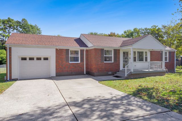 902 Drummond Dr, Nashville, TN 37211