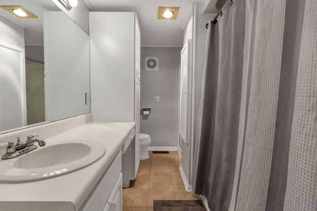 902 Drummond Dr, Nashville, TN 37211