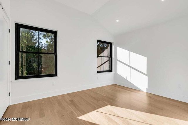 514 River Road 514, Fair Haven, NJ 07704