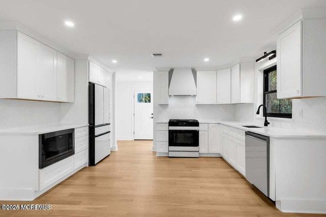 514 River Road 514, Fair Haven, NJ 07704