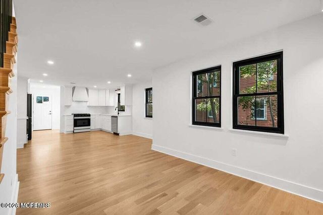 514 River Road 514, Fair Haven, NJ 07704