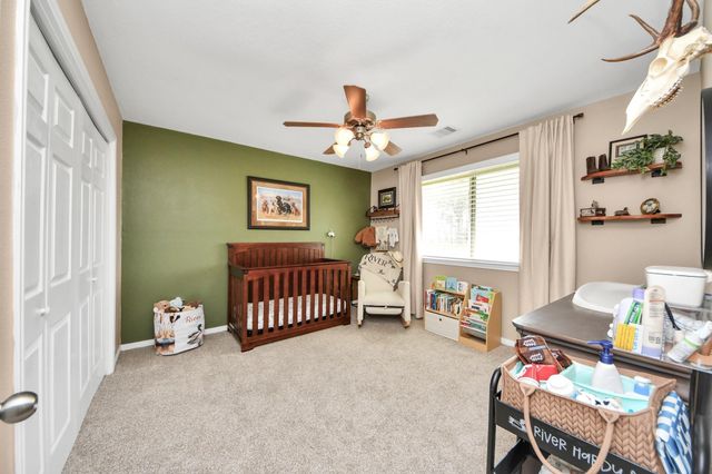 3608 Kristen Drive, Highlands, TX 77562