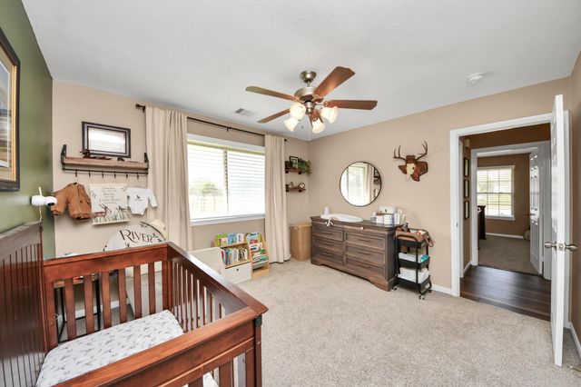 3608 Kristen Drive, Highlands, TX 77562