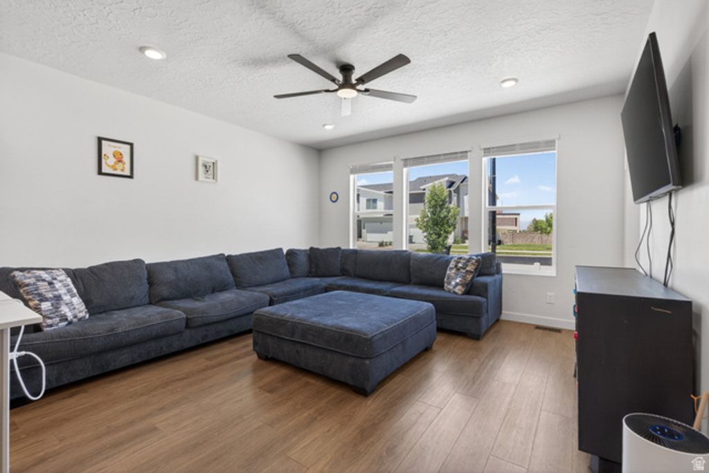 Image 4 of property listing at 642 W 1370 S, Spanish Fork, UT 84660