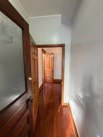 2624 W Walton Street 1, Chicago, IL 60622