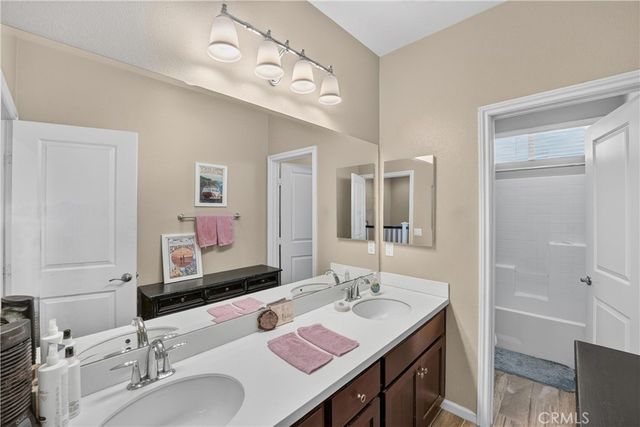 4914 Horse Chestnut, Jurupa Valley, CA 91752