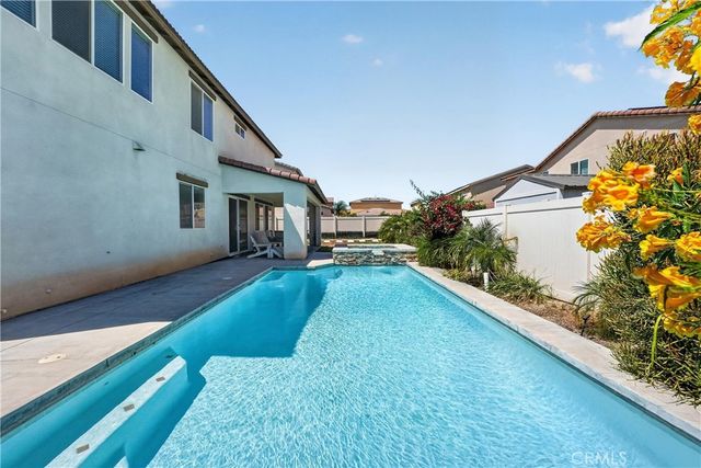 4914 Horse Chestnut, Jurupa Valley, CA 91752