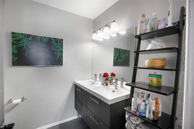 26873 Claudette St. 112, Canyon Country, CA 91351