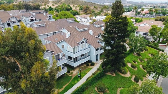 26873 Claudette St. 112, Canyon Country, CA 91351