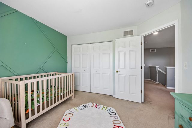 1496 W Remington Lane 1496, Round Lake, IL 60073