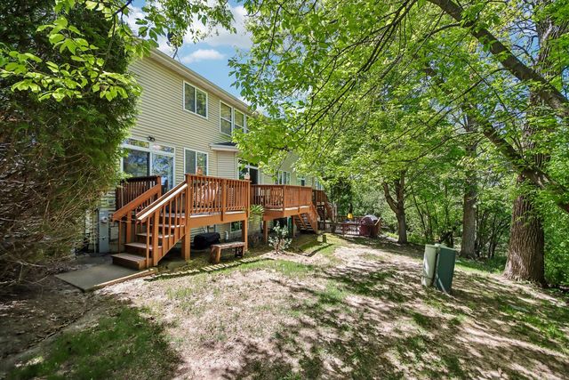 1496 W Remington Lane 1496, Round Lake, IL 60073