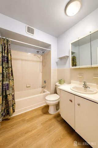 1226 Cricket Lane, Woodbridge Proper, NJ 07095