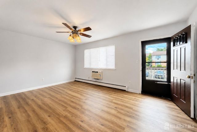 1226 Cricket Lane, Woodbridge Proper, NJ 07095