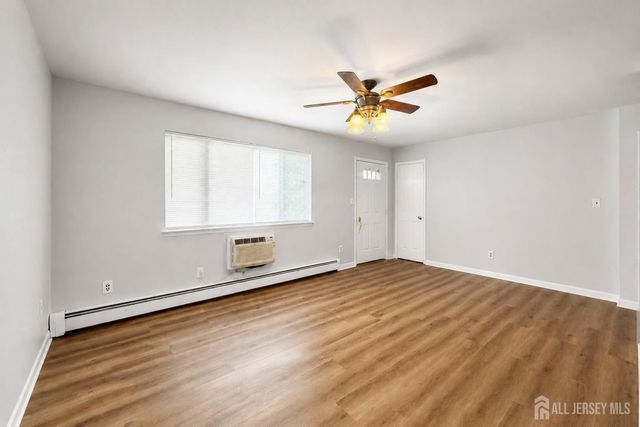 1226 Cricket Lane, Woodbridge Proper, NJ 07095