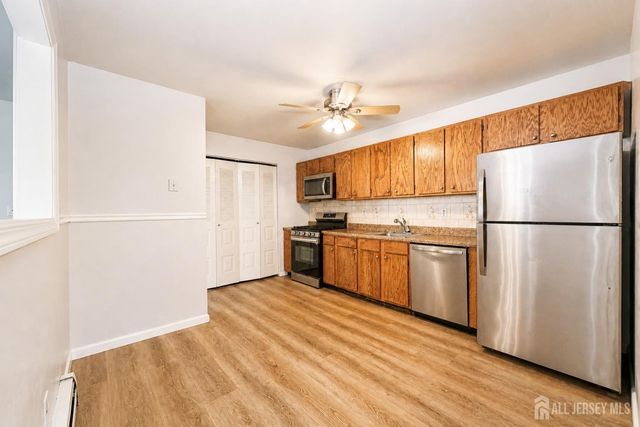 1226 Cricket Lane, Woodbridge Proper, NJ 07095