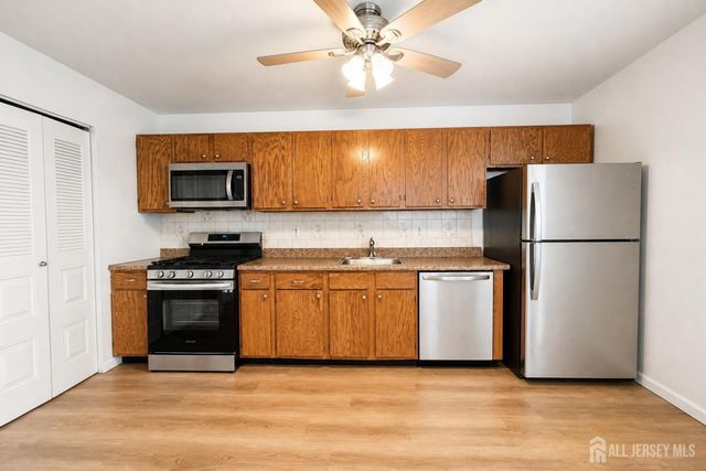 1226 Cricket Lane, Woodbridge Proper, NJ 07095