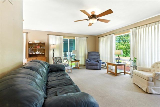 211 Auburn Street, Waterloo, IA 50701