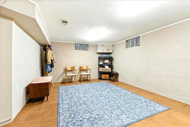 211 Auburn Street, Waterloo, IA 50701