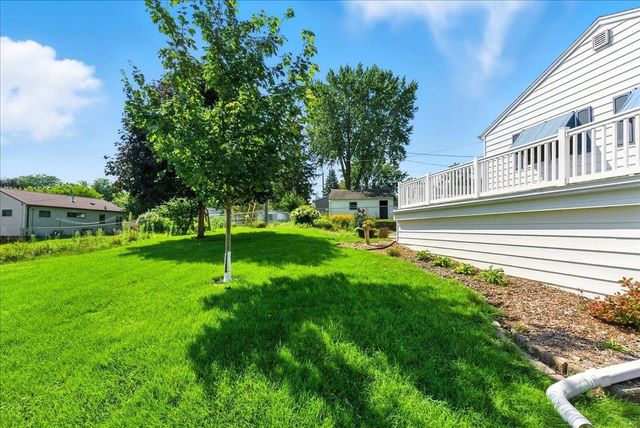 211 Auburn Street, Waterloo, IA 50701