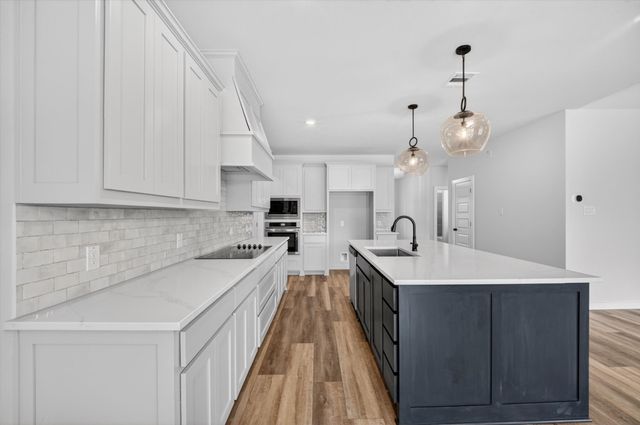 108 Loveta Lane, Boyd, TX 76023