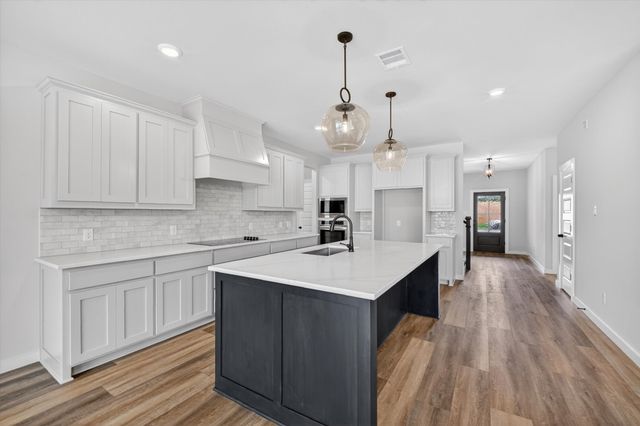 108 Loveta Lane, Boyd, TX 76023