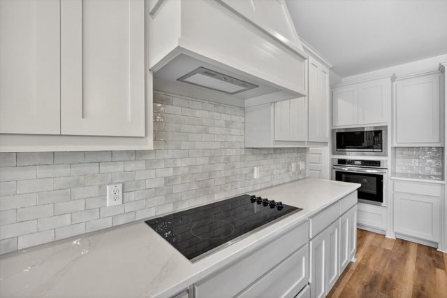 108 Loveta Lane, Boyd, TX 76023