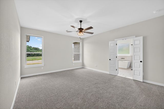 108 Loveta Lane, Boyd, TX 76023