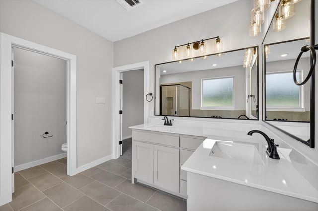 108 Loveta Lane, Boyd, TX 76023