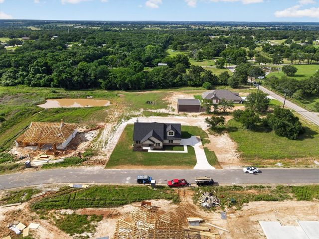 108 Loveta Lane, Boyd, TX 76023
