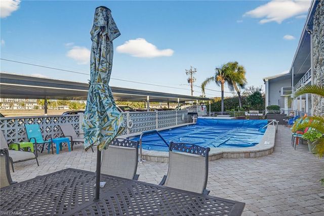 708 Victoria DR # 212, Cape Coral, FL 33904