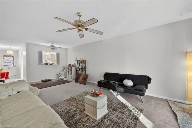 708 Victoria DR # 212, Cape Coral, FL 33904