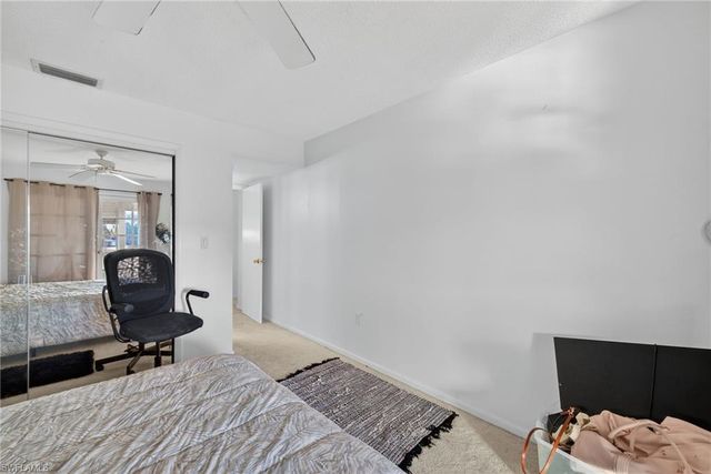 708 Victoria DR # 212, Cape Coral, FL 33904