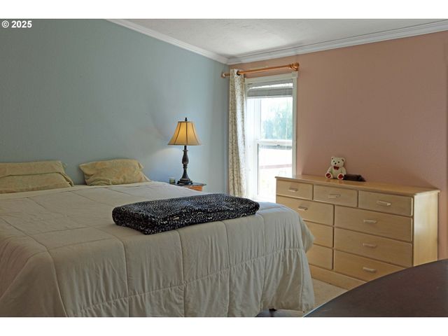 8300 Ne QUATAMA St 84, Hillsboro, OR 97006