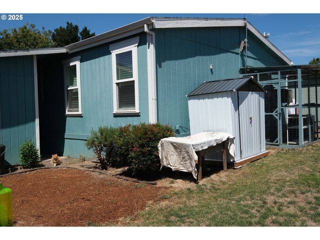 8300 Ne QUATAMA St 84, Hillsboro, OR 97006