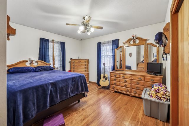 1110 W Salem Avenue, Indianola, IA 50125