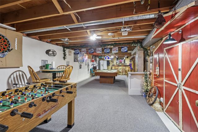 1110 W Salem Avenue, Indianola, IA 50125