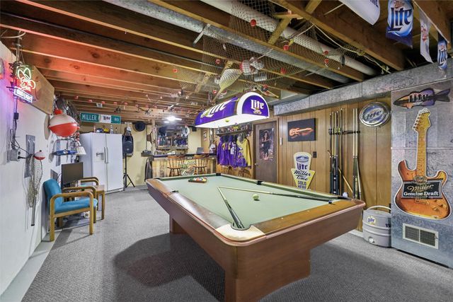 1110 W Salem Avenue, Indianola, IA 50125