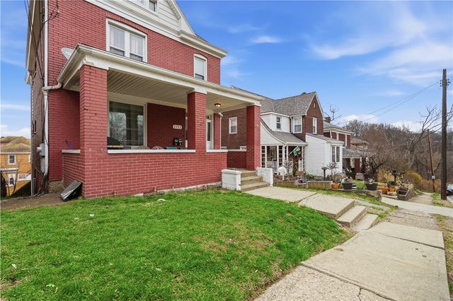 2113 Orchard St, Munhall, PA 15120