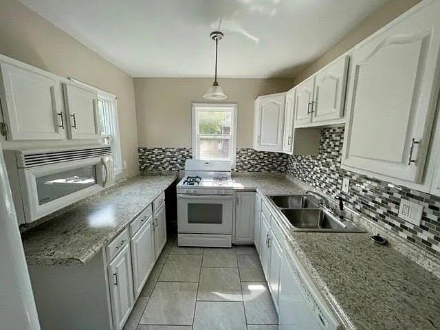 2113 Orchard St, Munhall, PA 15120