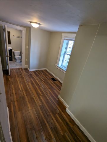 2113 Orchard St, Munhall, PA 15120