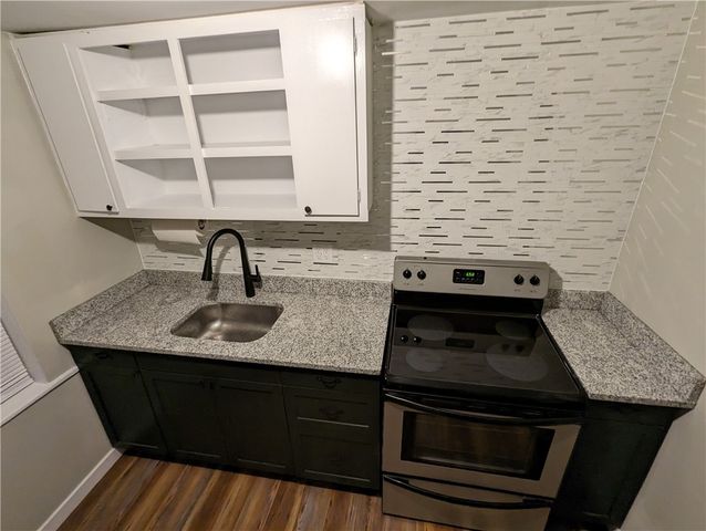 2113 Orchard St, Munhall, PA 15120