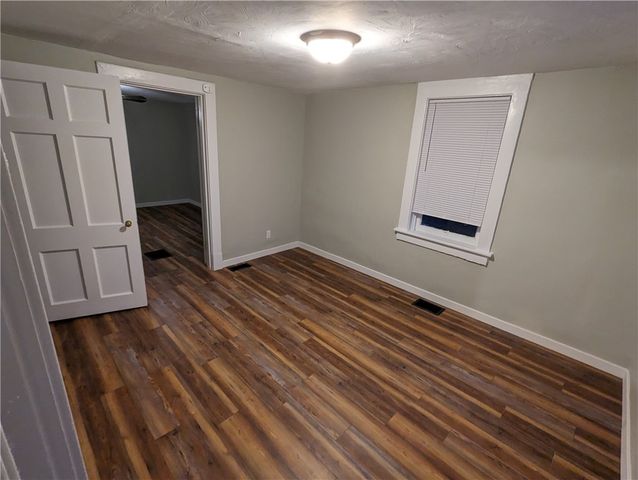 2113 Orchard St, Munhall, PA 15120