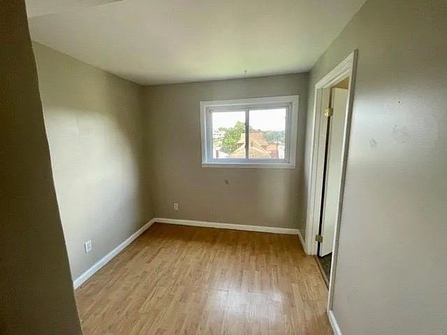 2113 Orchard St, Munhall, PA 15120