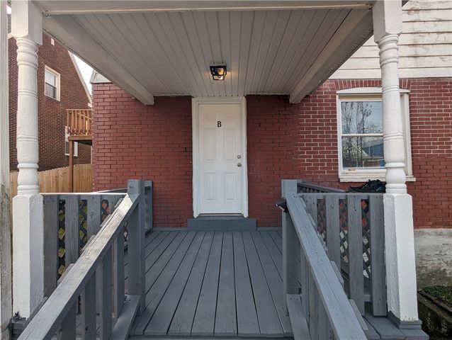 2113 Orchard St, Munhall, PA 15120